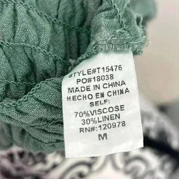 Entro Idem Ditto Cross Off The Shoulder Shirred Top Small - Picture 10 of 11